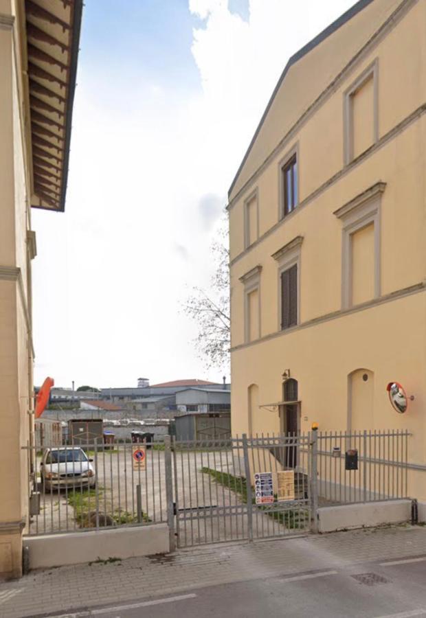 La Finestra Sul Viale Hotel Pisa Buitenkant foto